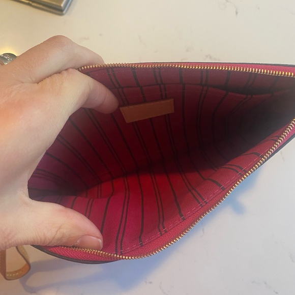 💎GET TWO💎Louis Vuitton Neverfull GM & Clutch - Picture 9 of 17